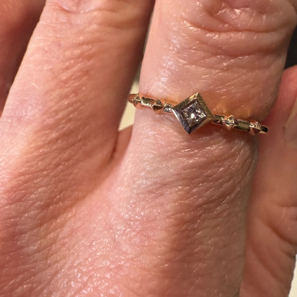 Kendra Scott - Rose Gold Diamond Ring